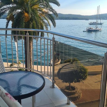 Chic Apartment In The City Center By The Sea Tivat Eksteriør bilde
