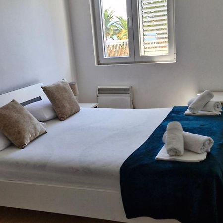Chic Apartment In The City Center By The Sea Tivat Eksteriør bilde